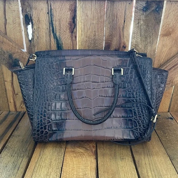 Michael Kors Brown Snakeskin Texture Handbag Purse - Picture 2 of 8